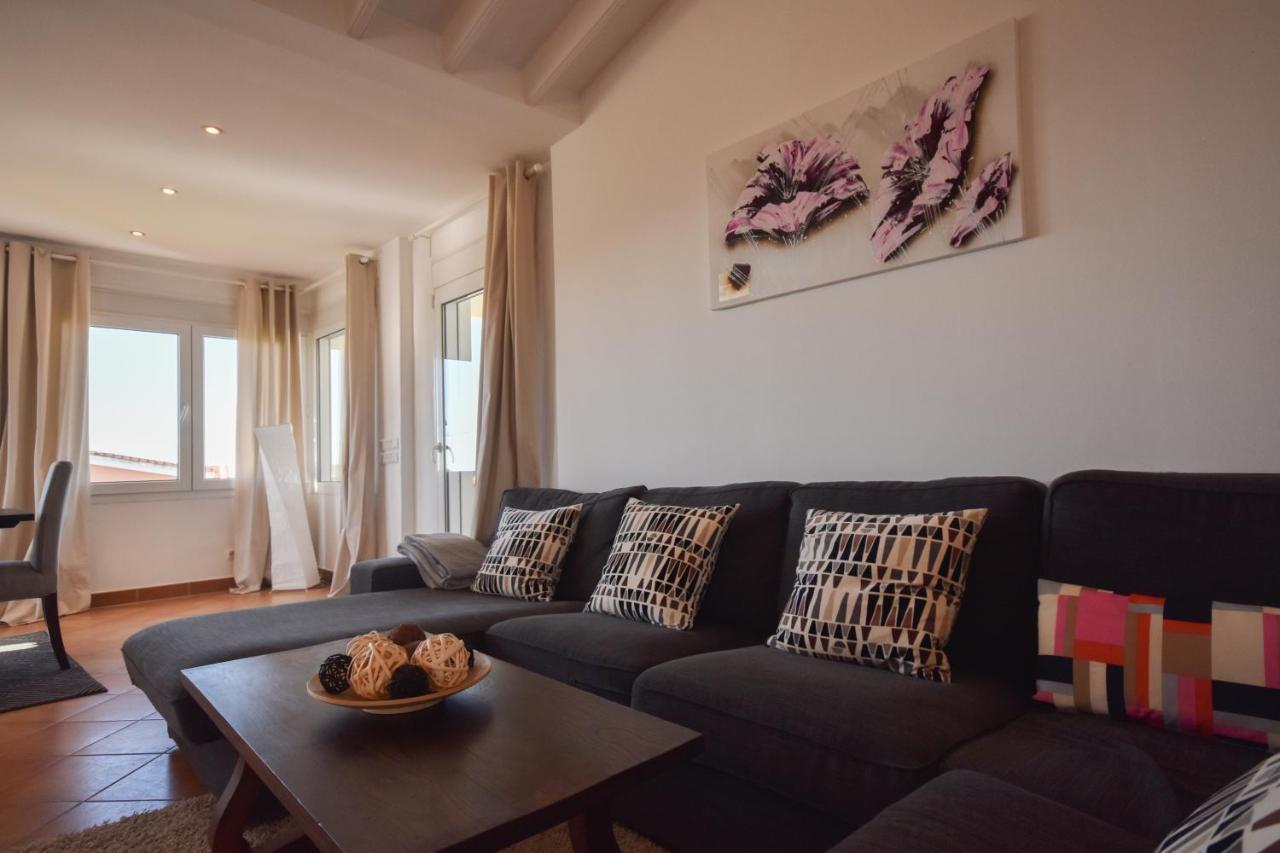 In The Second Line, Modern Beachfront Holiday Home In Costabella, Марбеля Екстериор снимка